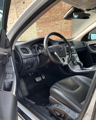 Volvo S60 cena 65500 przebieg: 104000, rok produkcji 2017 z Lublin małe 497